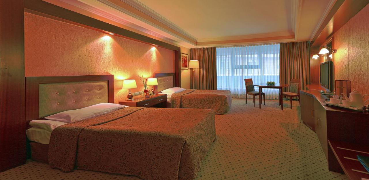 Diplomat Hotel By Ag Hotels Group Astana Bagian luar foto