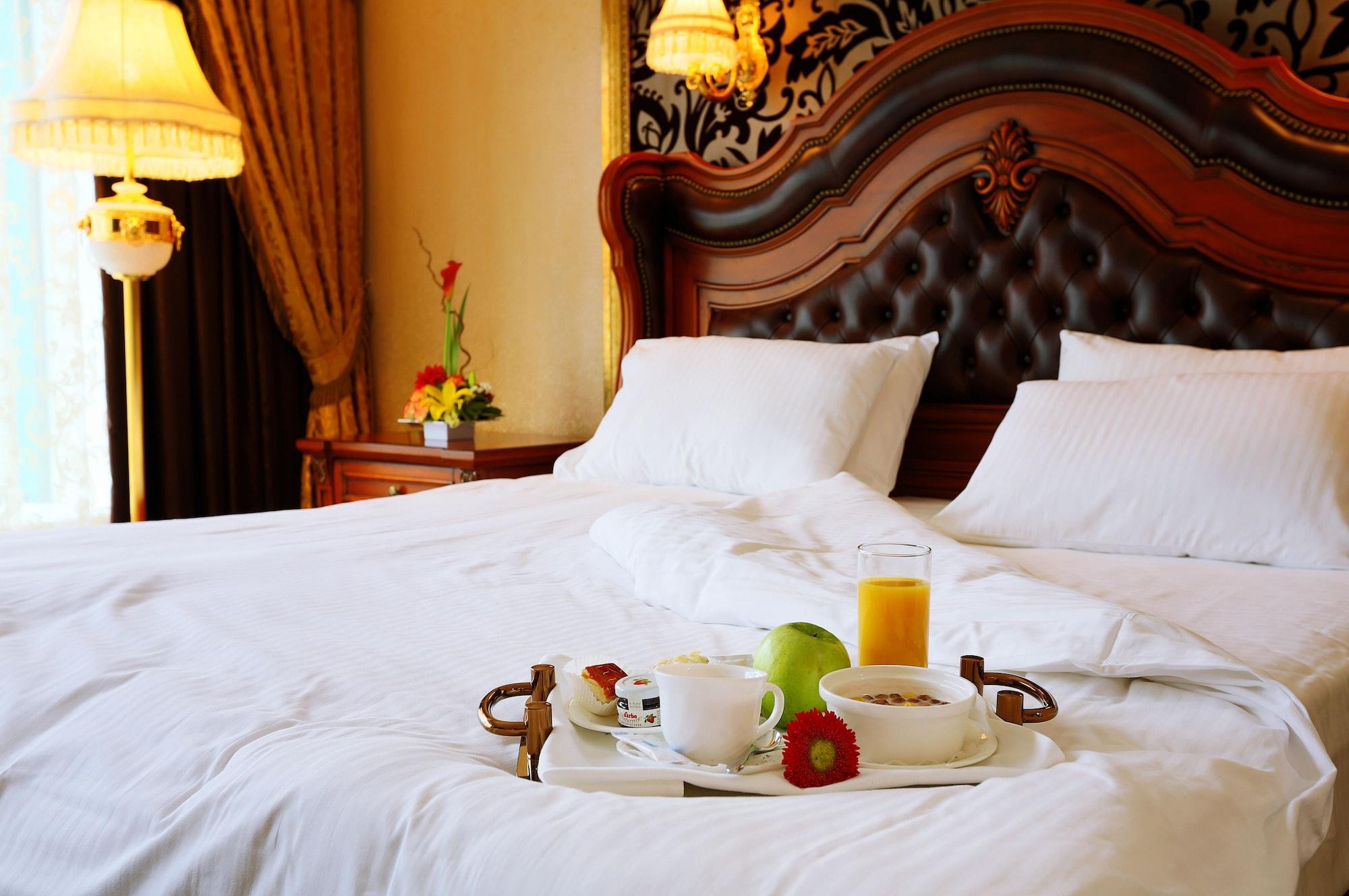 Diplomat Hotel By Ag Hotels Group Astana Bagian luar foto