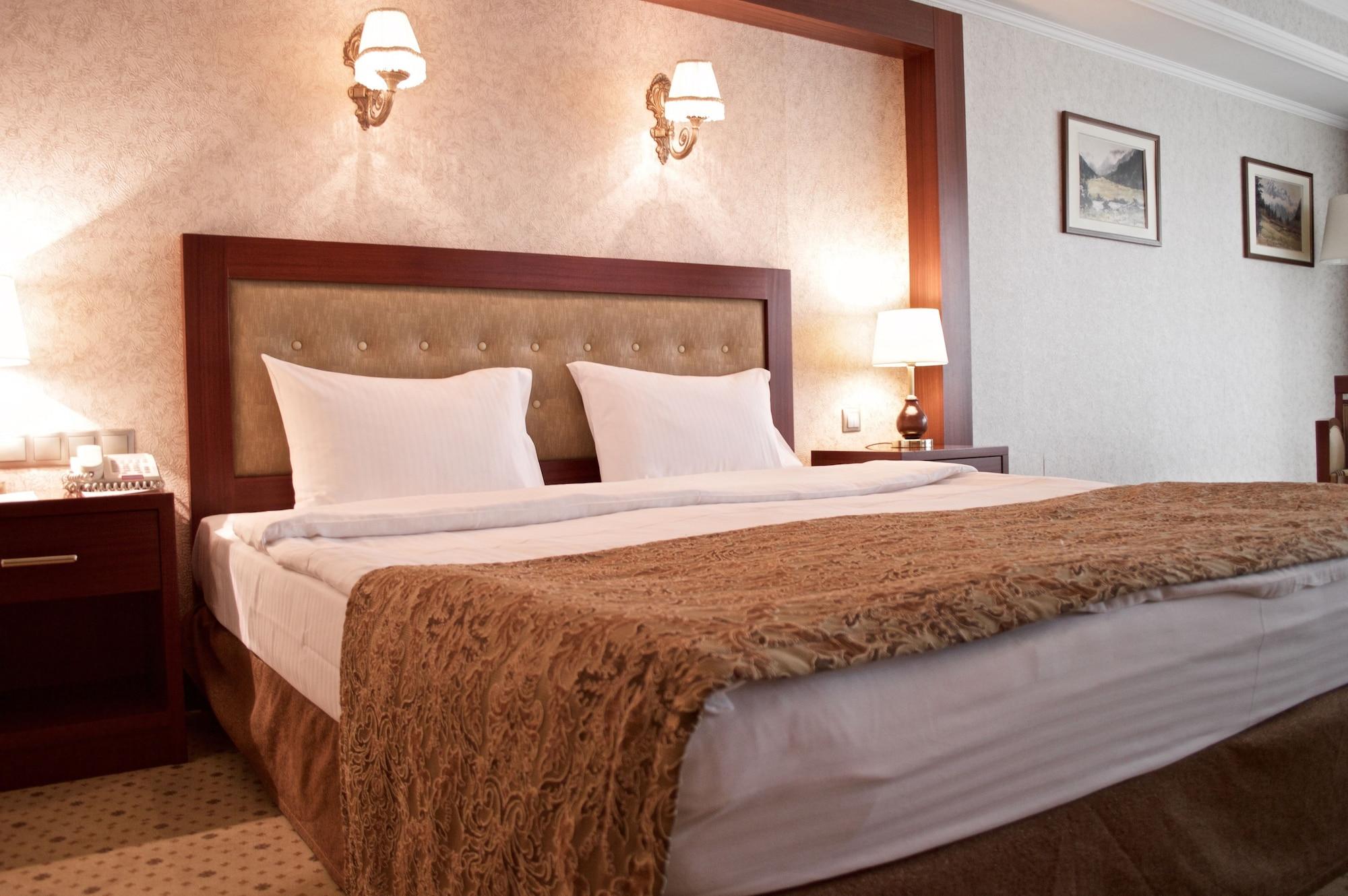 Diplomat Hotel By Ag Hotels Group Astana Bagian luar foto